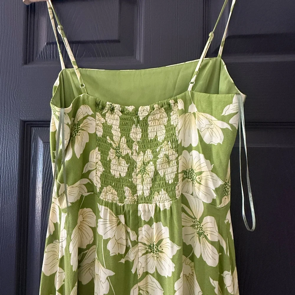 Reformation Monette NWT Green Floral Midi Dress Lovebird Size 8 - Picture 13 of 15